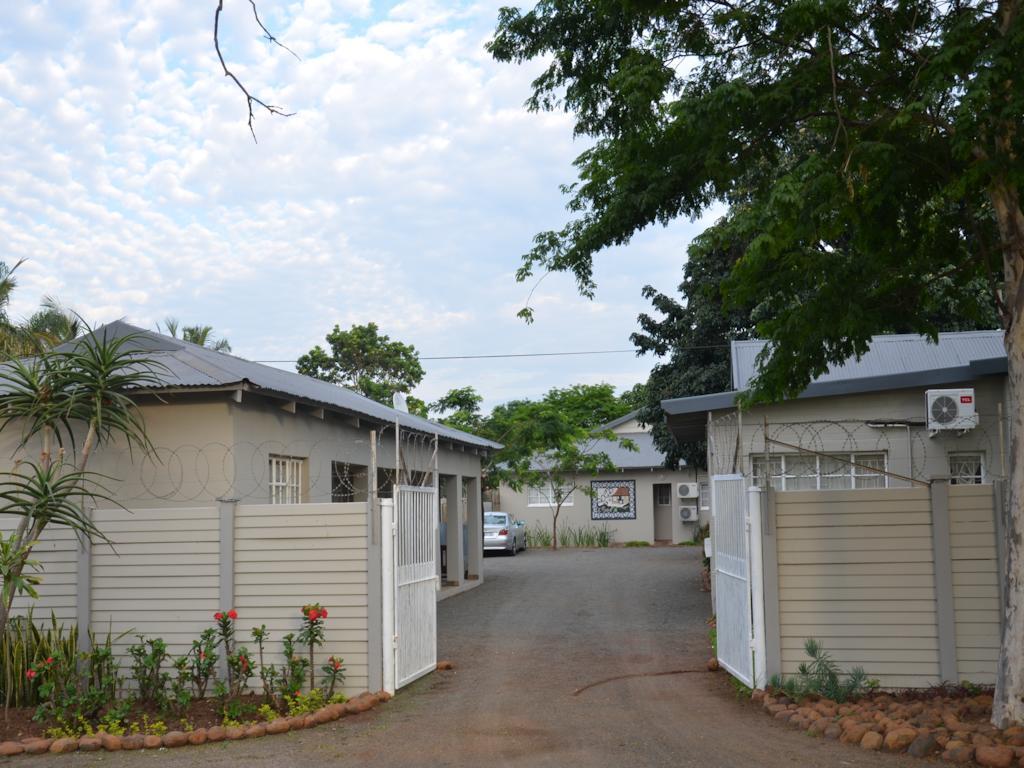 Stoep Cafe Guest House Komatipoort Exterior foto