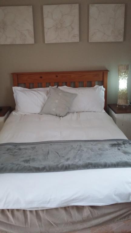 Stoep Cafe Guest House Komatipoort Quarto foto