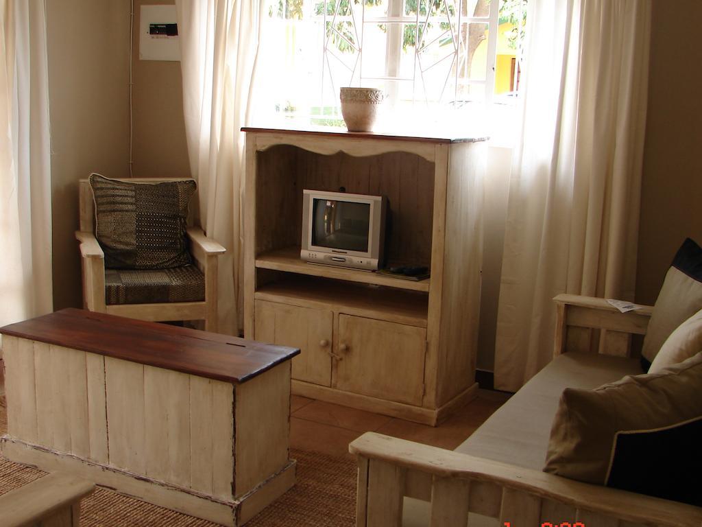 Stoep Cafe Guest House Komatipoort Quarto foto